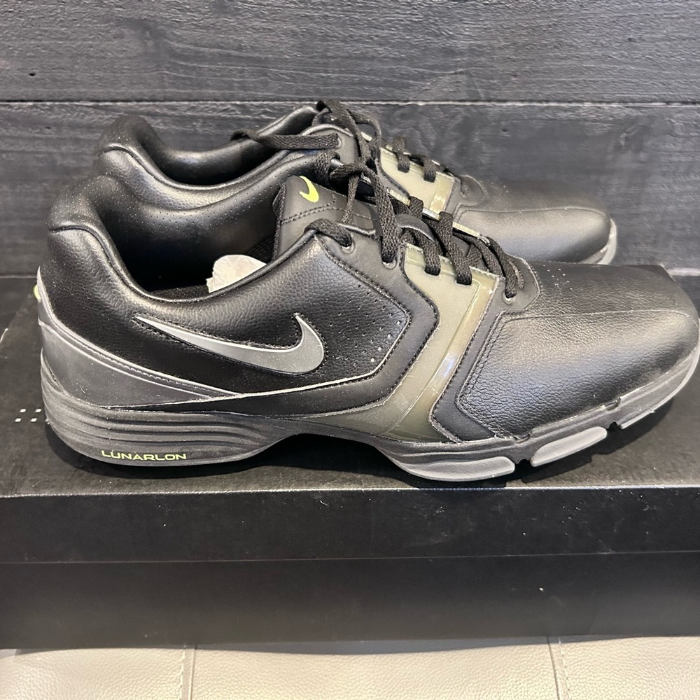 NIB Men’s Nike Lunar Saddle Leather Shoes 11M